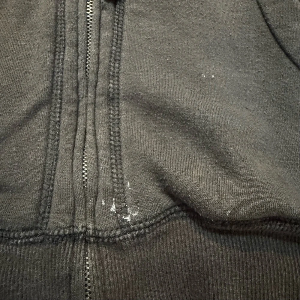 Vintage Y2K Billabong Hoodie Sherpa Lined Zip up Youth L Has Fade And Wear